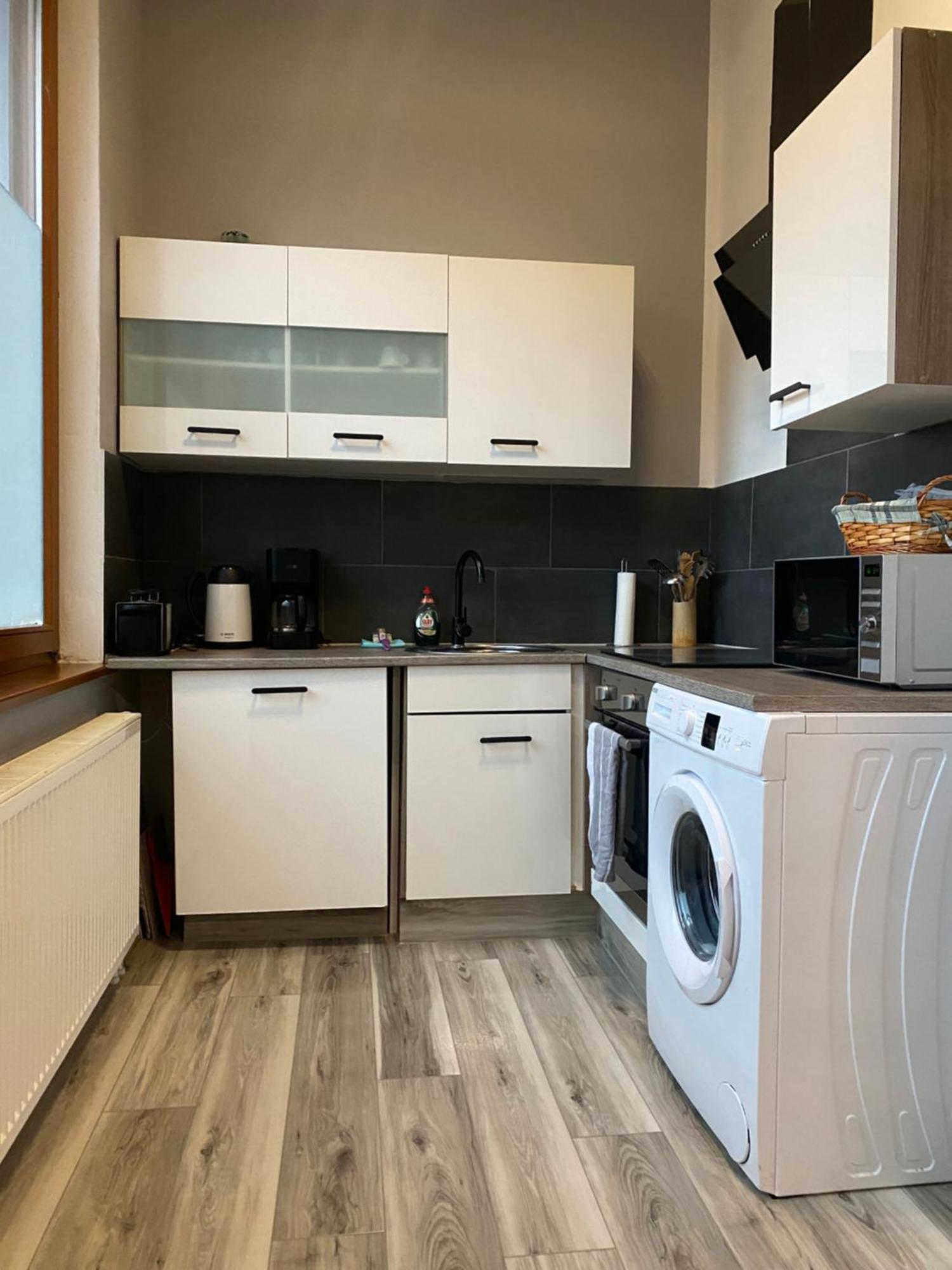 City-apartment Timeless- Frisch Renoviert Appartement Berlijn