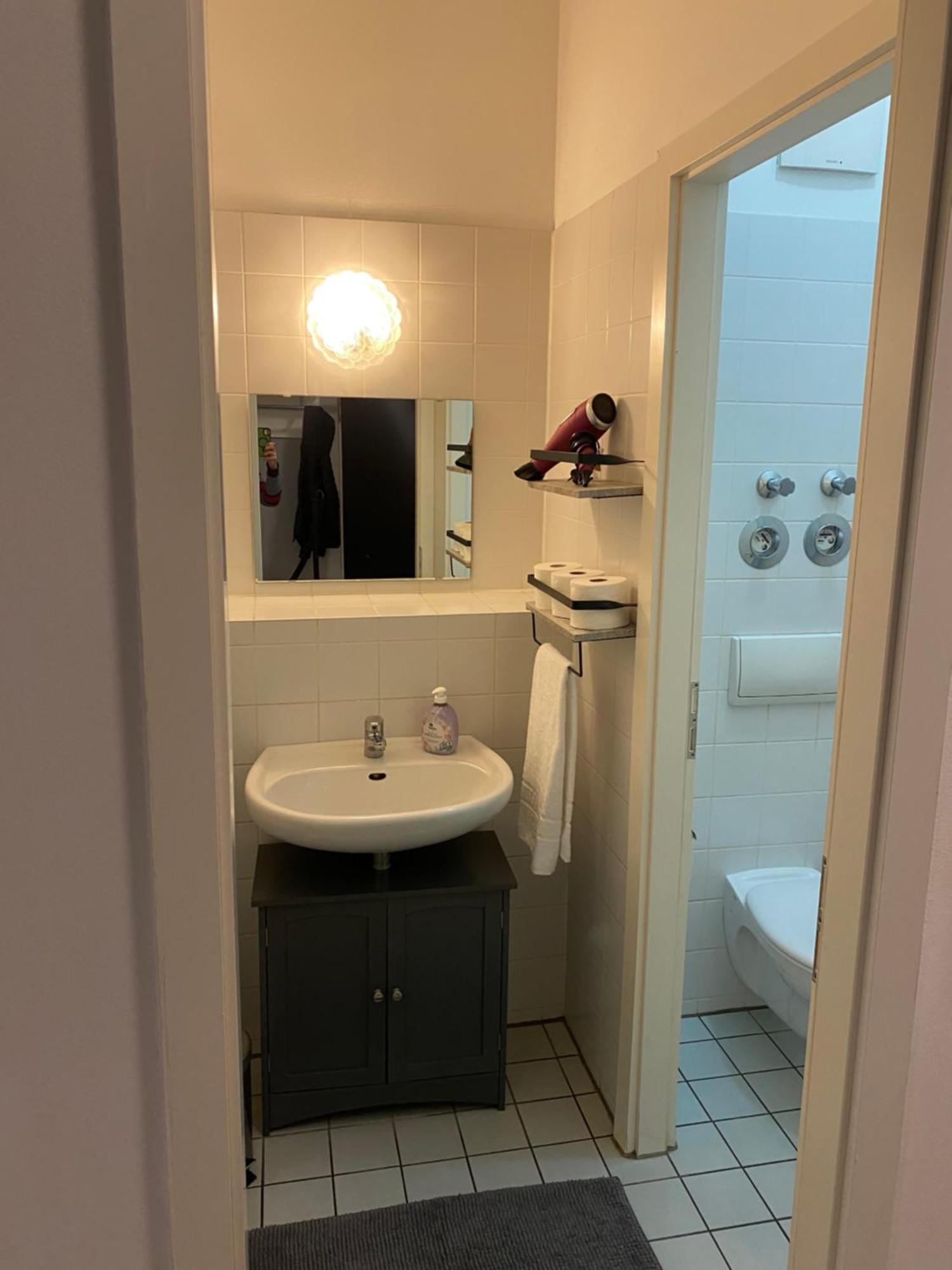 City-apartment Timeless- Frisch Renoviert Berlijn